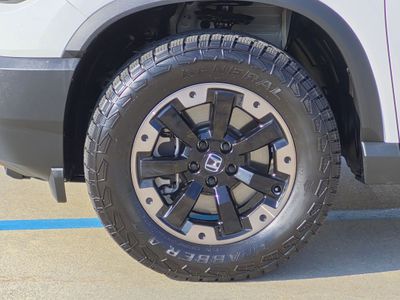 2026 Honda Passport — photo 32 view