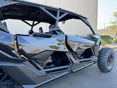 2026 Can-Am Maverick X3 MAX X ds Turbo RR Triple Black_7.6 in. - Photo 9