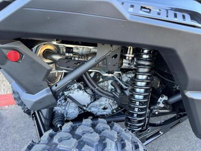 2026 Can-Am Maverick X3 MAX X ds Turbo RR Triple Black_7.6 in. - Photo 13
