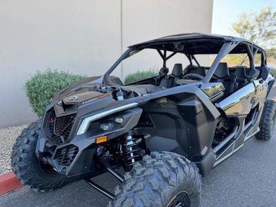 2026 Can-Am Maverick X3 MAX X ds Turbo RR Triple Black_7.6 in. - Photo 2