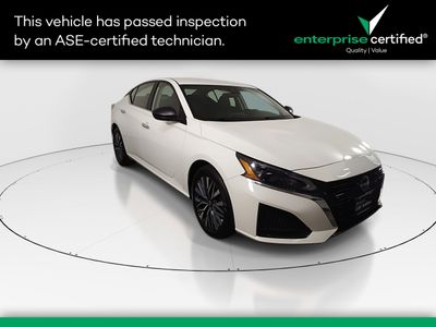 2025 Nissan Altima - Photo 1
