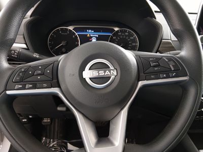 2025 Nissan Altima - Photo 12