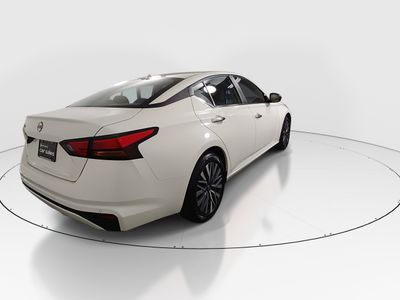 2025 Nissan Altima - Photo 7