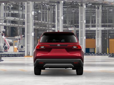 2026 Toyota Grand Highlander Hybrid — photo 8 view