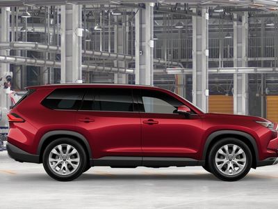 2026 Toyota Grand Highlander Hybrid — photo 12 view