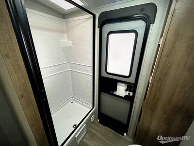 2024 Grand Design Imagine - Photo 20