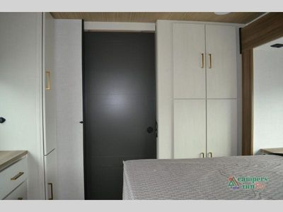 2026 Forest River RV Vibe Extreme Lite — photo 32 view