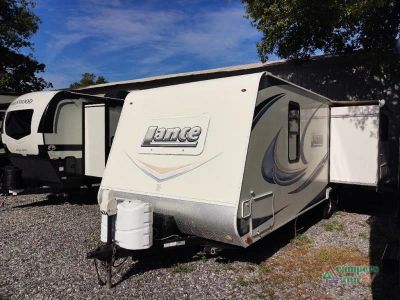 2015 Lance Lance — interior view