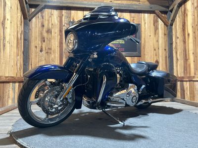 2016 Harley-Davidson CVO Street Glide - Photo 3
