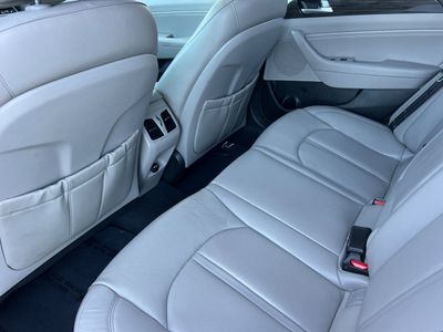 2015 Hyundai Sonata - Photo 4