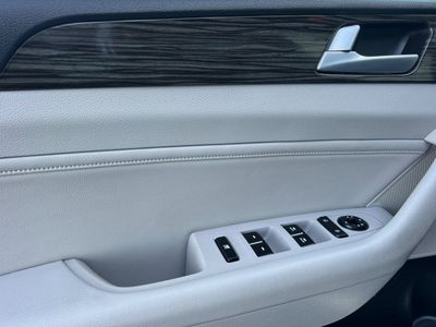 2015 Hyundai Sonata - Photo 12