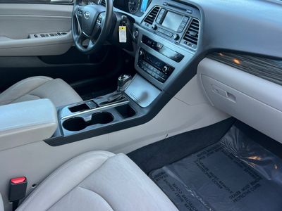 2015 Hyundai Sonata - Photo 16
