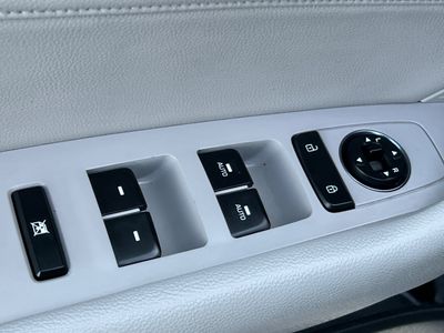 2015 Hyundai Sonata - Photo 13