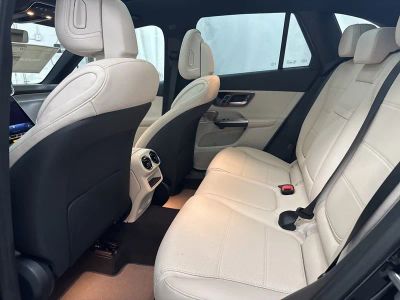 2026 Mercedes-Benz GLC — photo 20 view