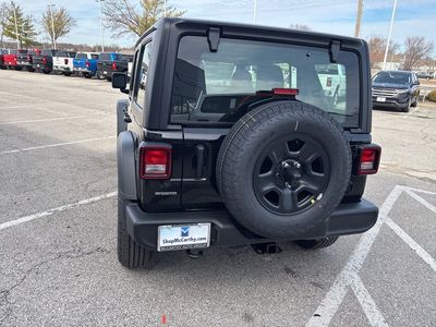 2026 Jeep Wrangler - Photo 26