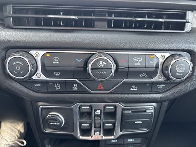 2026 Jeep Wrangler - Photo 5