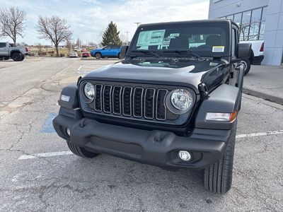 2026 Jeep Wrangler - Photo 11