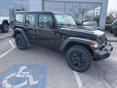 2026 Jeep Wrangler - Photo 40
