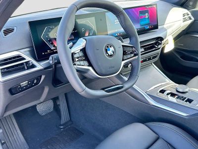 2026 BMW 3 Series — photo 7 view