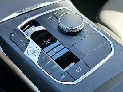 2026 BMW 3 Series — photo 14 view