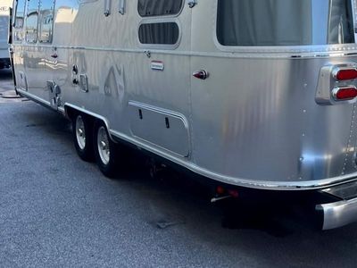 2026 Airstream International - Photo 3