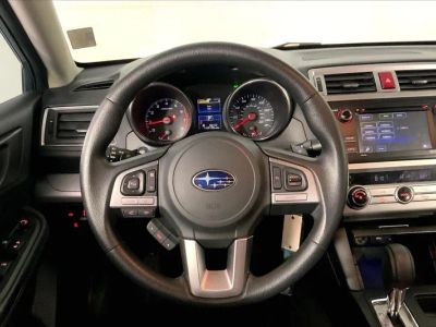 2016 Subaru Legacy — detail view