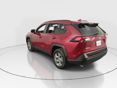 2025 Toyota RAV4 - Photo 5
