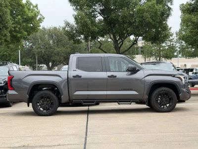 2024 Toyota Tundra - Photo 3