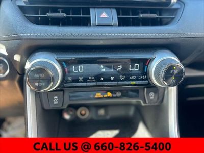 2025 Toyota RAV4 - Photo 32