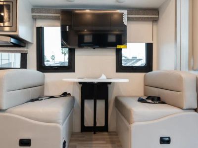 2026 Thor Motor Coach VEGAS - Photo 6