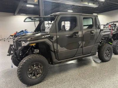 2026 Polaris® XPedition XP 5 NorthStar — front three-quarter view