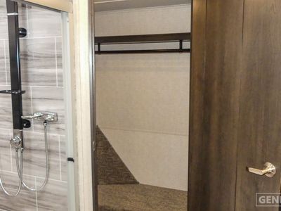 2021 Crossroads RV Redwood - Photo 9