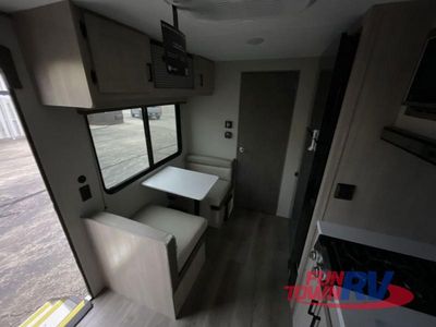 2026 Coachmen RV Catalina Summit Series 7 - Photo 17