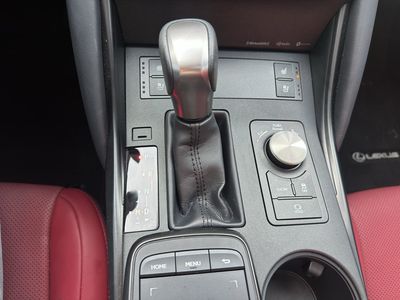 2024 Lexus IS 300 - Photo 16