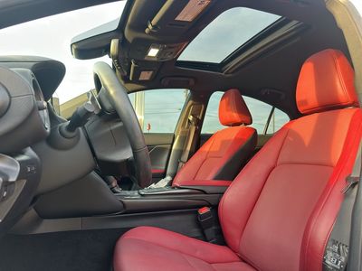 2024 Lexus IS 300 - Photo 14