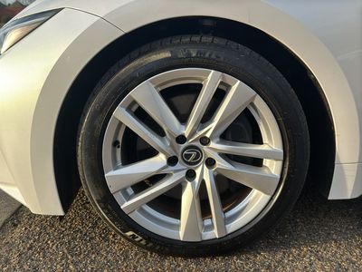 2024 Lexus IS 300 - Photo 12