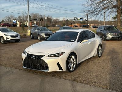 2024 Lexus IS 300 - Photo 3