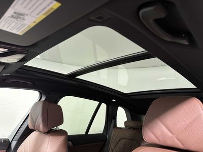 2026 BMW X5 xDrive40i — photo 17 view