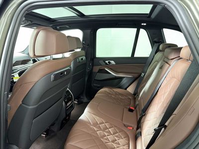 2026 BMW X5 xDrive40i — photo 18 view