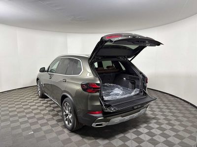2026 BMW X5 xDrive40i — photo 19 view