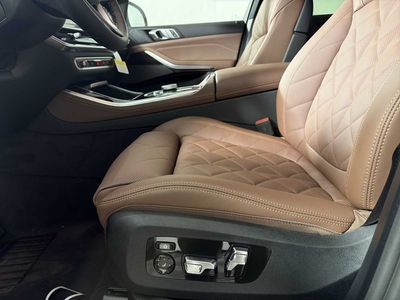 2026 BMW X5 xDrive40i — photo 11 view