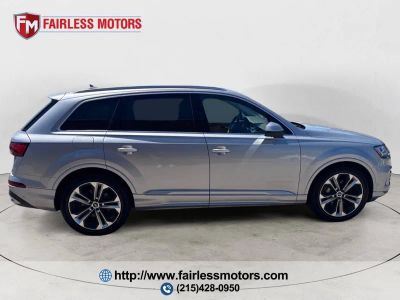 2022 Audi Q7 — rear three-quarter view
