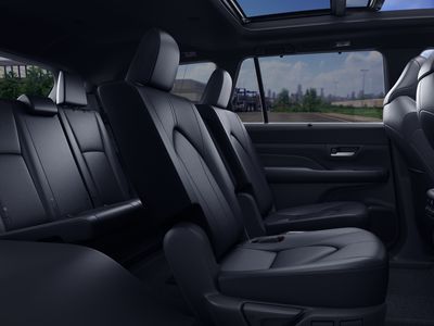 2026 Toyota Grand Highlander Hybrid - Photo 2
