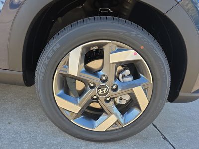 2026 Hyundai Venue — photo 15 view