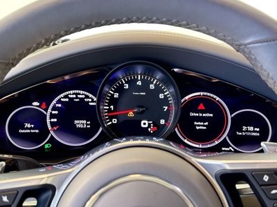 2022 Porsche Cayenne - Photo 15