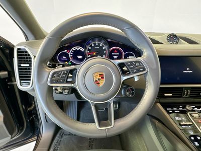 2022 Porsche Cayenne - Photo 14