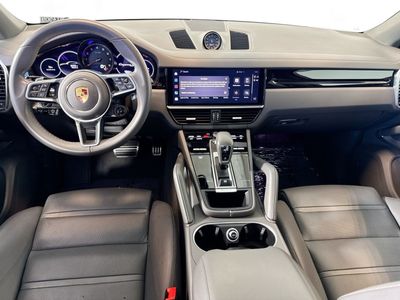 2022 Porsche Cayenne - Photo 20
