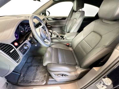 2022 Porsche Cayenne - Photo 5