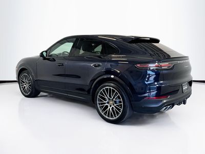 2022 Porsche Cayenne - Photo 3