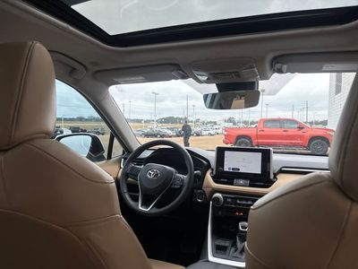 2023 Toyota RAV4 - Photo 28